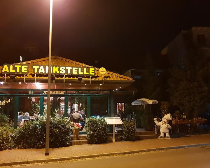 Alte Tankstelle